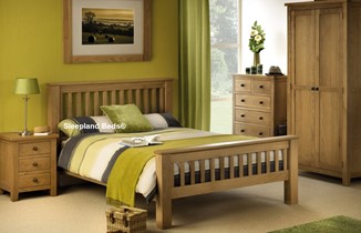 Mabrella Oak Bedroom Furniture Set