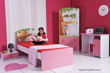 Bobbie Teddy Bear Bed And Bedroom Furniture Set