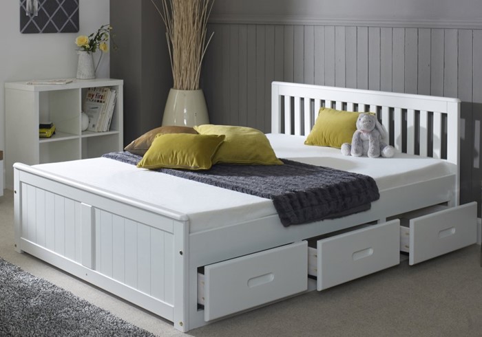 White Double Captains Bed With Six, Wooden Beds With Storage Drawers Underneath