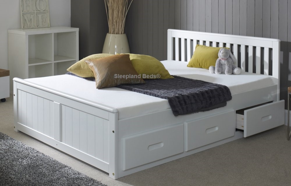 Featured image of post Wooden Bed Frame With Storage Uk / Our bedroom furniture range is extensive and includes chunky wooden beds, white wooden bed frames and, for those looking for something a little larger, every type of wooden king size bed you could want.
