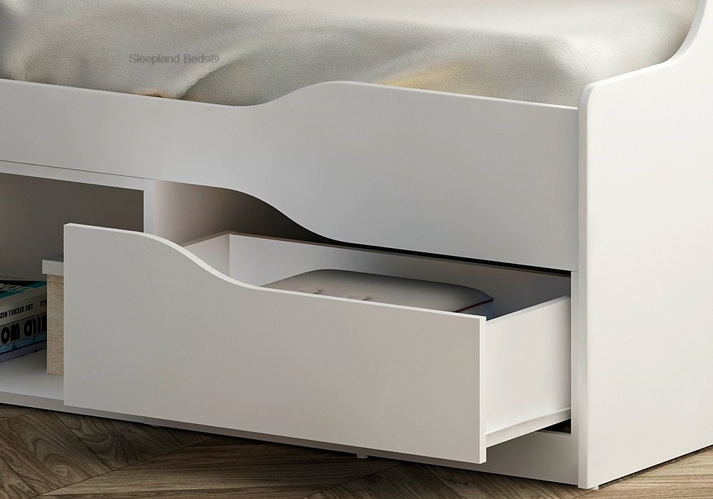 White daybed with bookcase storage