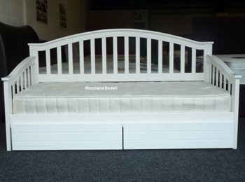Day Bed With Drawers